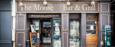 The-Moose-Bar-restaurant-canadien-a-Paris_carrousel_quejadore.png